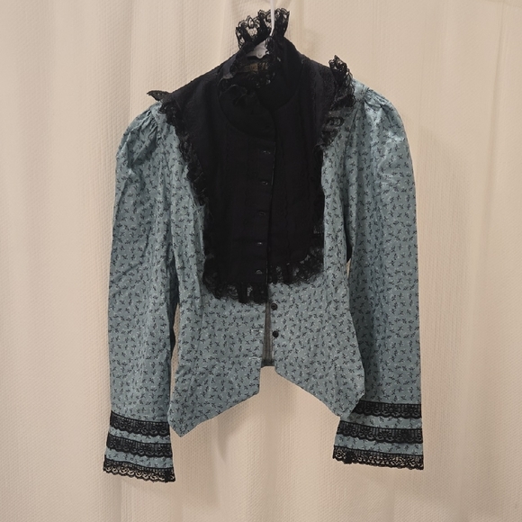 Recollections Tops - Recollections Blue Floral Lace Blouse